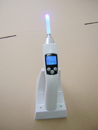 BEING Whitening Accelerator And LED Curing Light Tulip 200AB